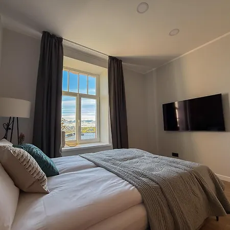 P6 Old Town Apartment