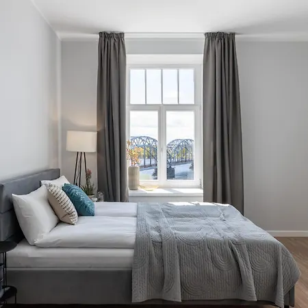 P6 Old Town Apartment